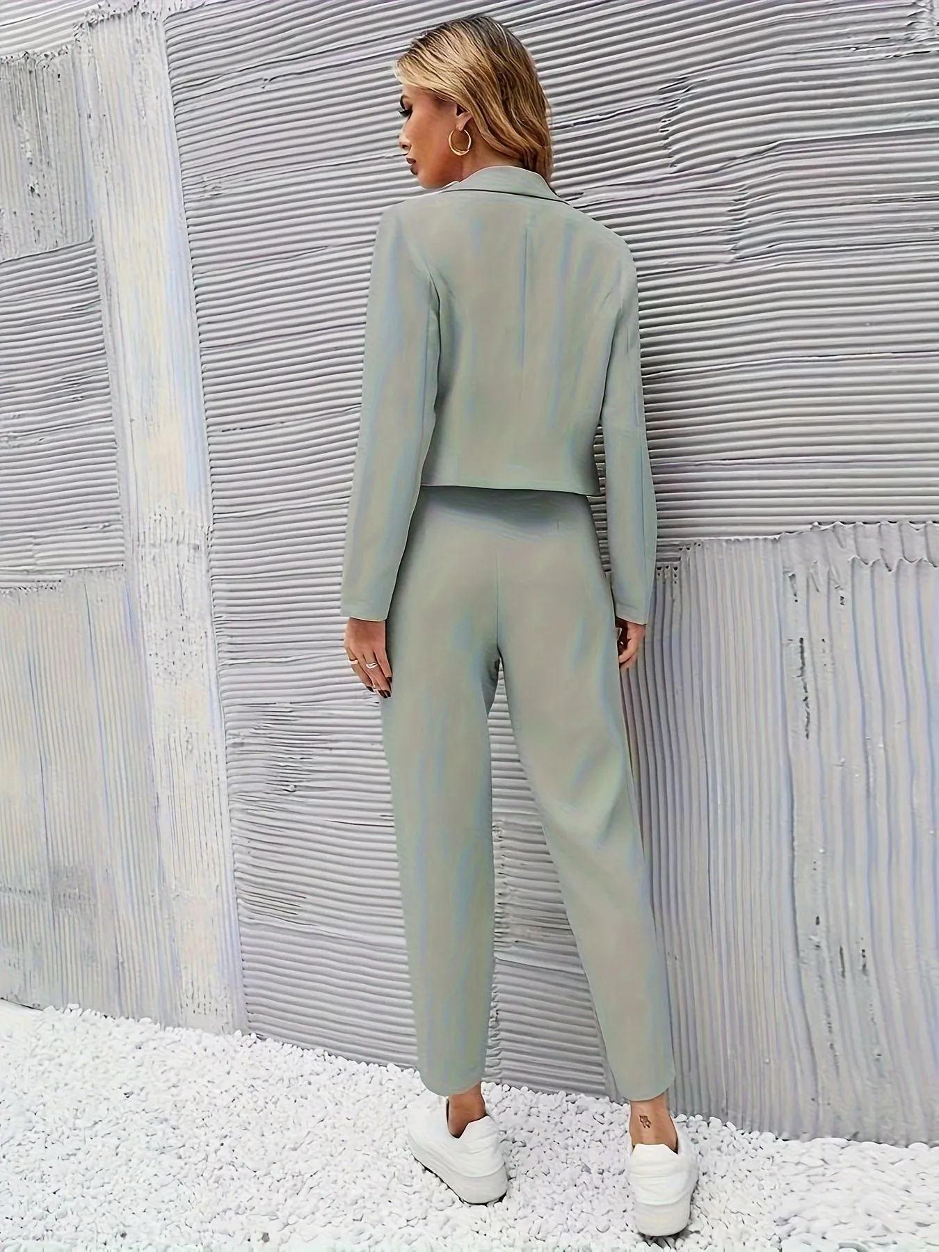 Casual Crop Blazer & Tapered Pants Outfit Set for Women | Ideal for Autumn