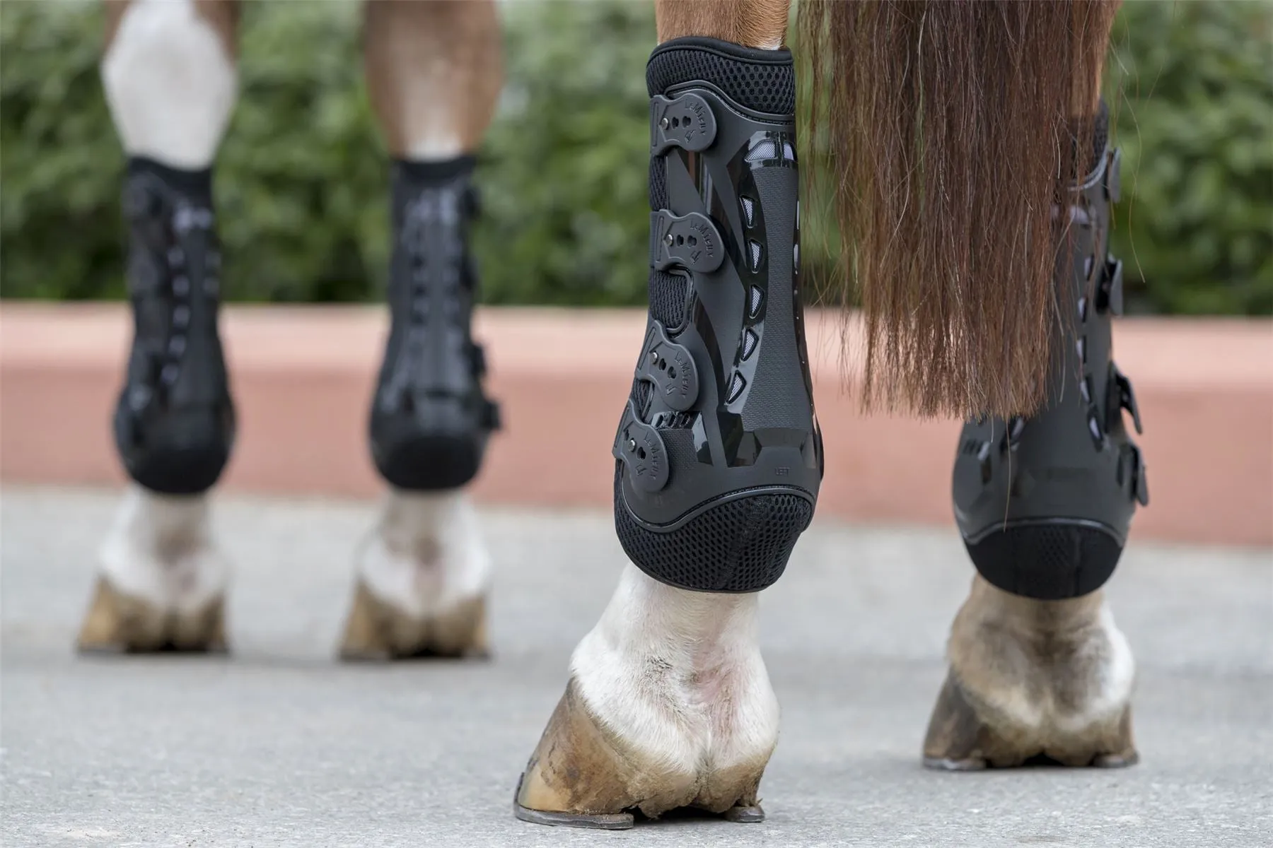 LeMieux Ultra Mesh Snug Boots Hind