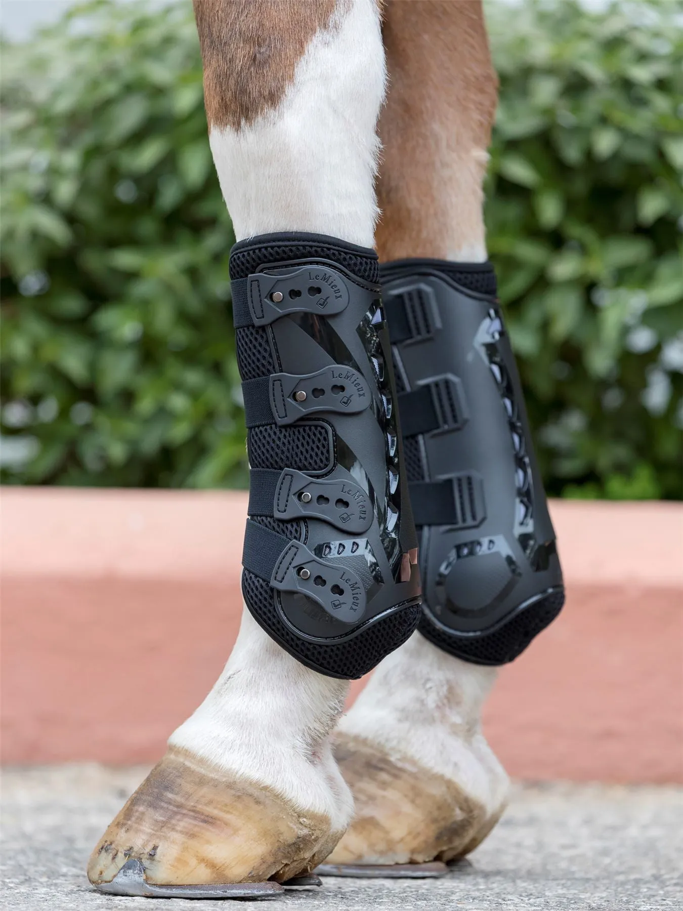 LeMieux Ultra Mesh Snug Boots Hind